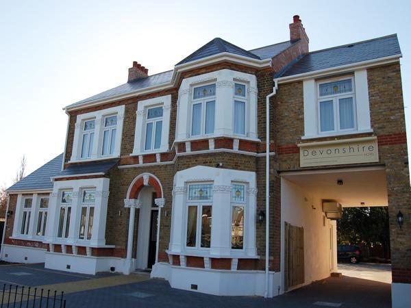 Devonshire Hotel Hornchurch Exterior photo